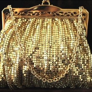 Whiting & Davis Cut Out Frame W/Pocket Mir…